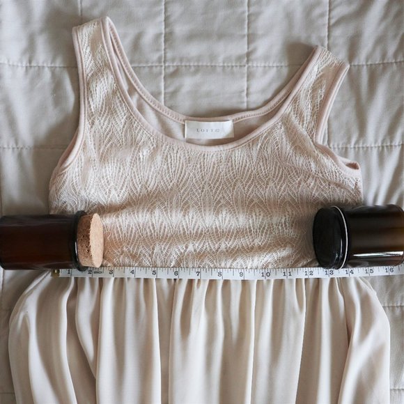 Cream Empire Waist Chiffon and Lace Sleeveless Long Flowy Dress - Picture 5 of 9